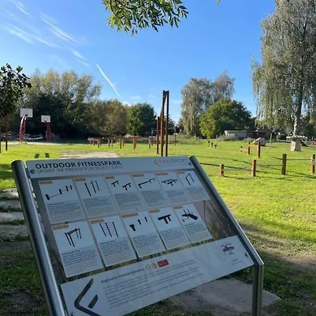 Rügen Mecklenburg Pool Alte Schule Barlin Dargun