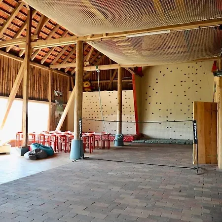 Apartment Rügen Mecklenburg Pool Alte Schule Barlin *